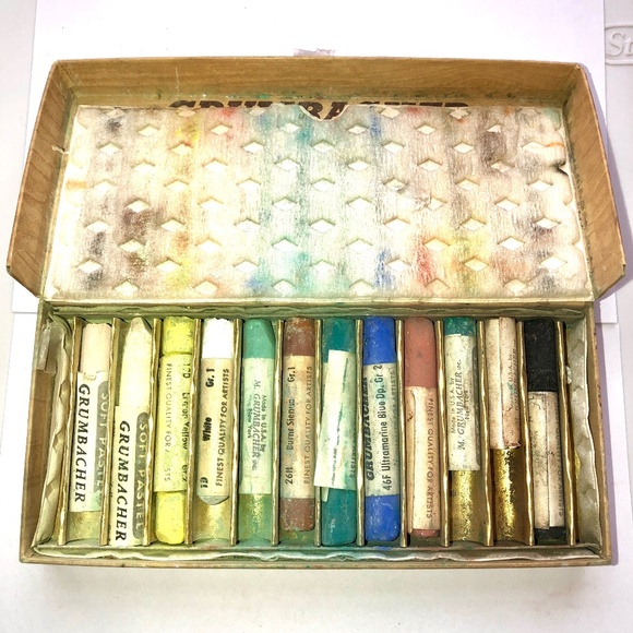 GRUMBACHER Soft Pastels Set #1 of 12 Pastels Vintage Artist’s Quality - Picture 1 of 7